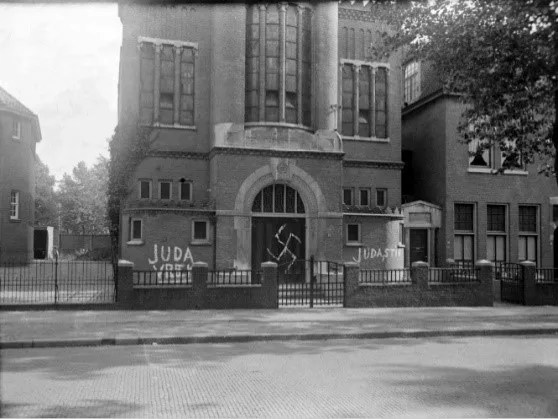 Herdenking Kristallnacht in het Vrijheidsmuseum