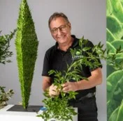 Kerstdemonstratie bloemschikken door Ben Clevers in Alverna